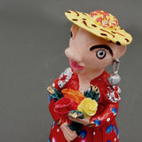 Boneca com flores I Statuette by Jùlia Côta - 20 cm