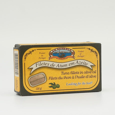 Tuna fillets in olive oil