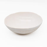 Grand saladier en céramique blanc I Motifs dentelles portugaises Grand saladier "Carimbada" blanc - 25 cm