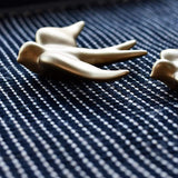 Hirondelle en céramique dorée I Produit artisanal du Portugal Hirondelle en céramique dorée