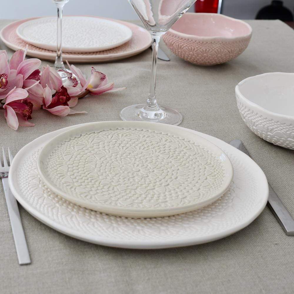 Petite assiette en céramique beige I Motifs dentelles portugaises Assiette "Carimbada" beige - 20 cm