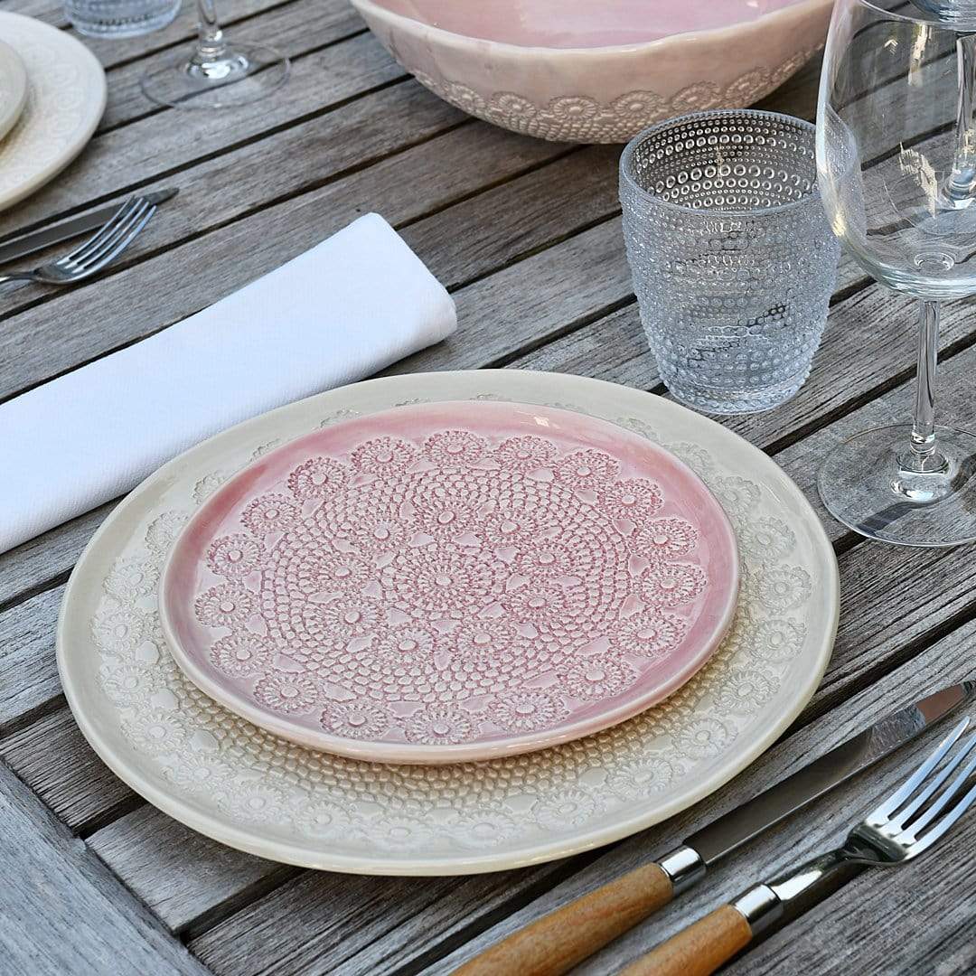 Petite assiette en céramique rose I Motifs dentelles portugaises Assiette "Flores" rose - 20 cm