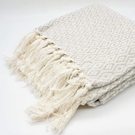 Plaid artisanal gris en coton portugais Plaid à franges en coton "Losango" 200x135 - Gris clair