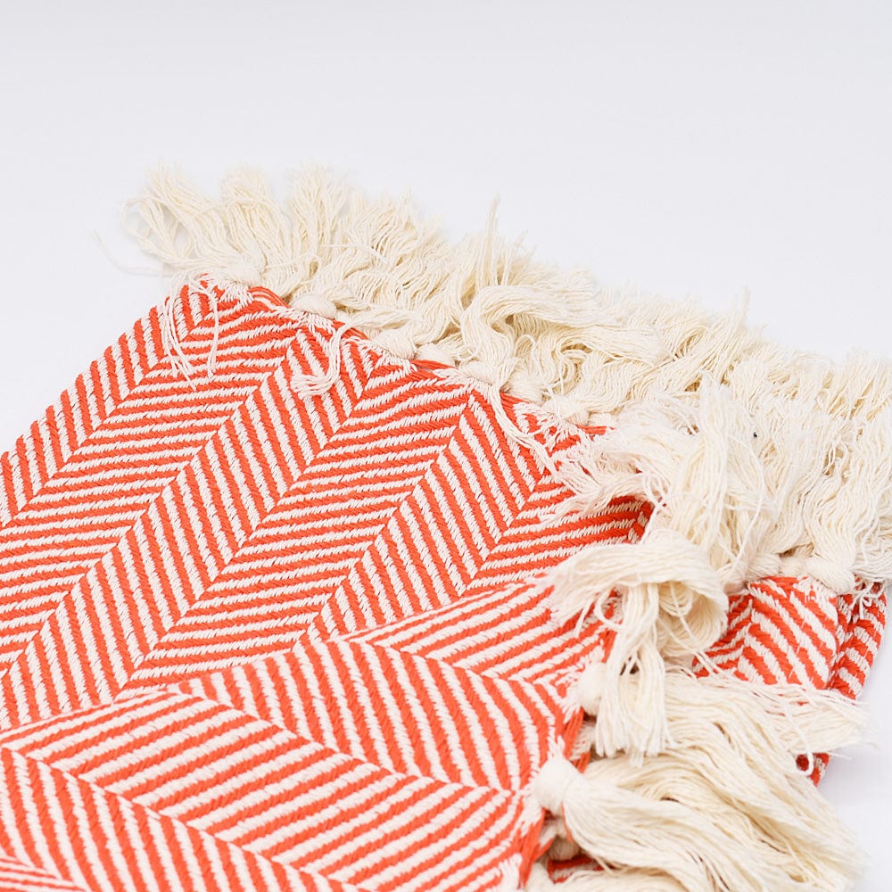 Plaid en coton orange motifs chevrons I Artisanat du Portugal en ligne Plaid à franges en coton "Chevrons" 200x135 - Orange