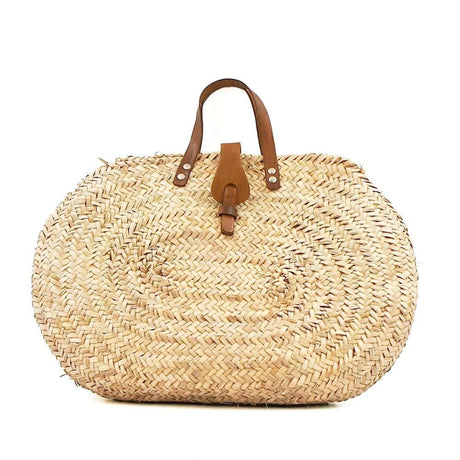 Oval woven straw bag