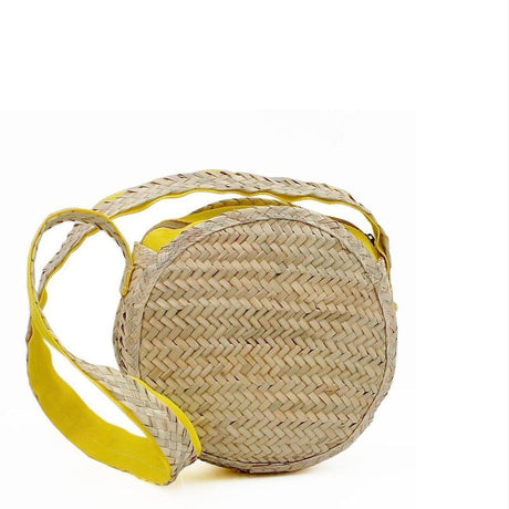 Round shoulder bag in woven straw