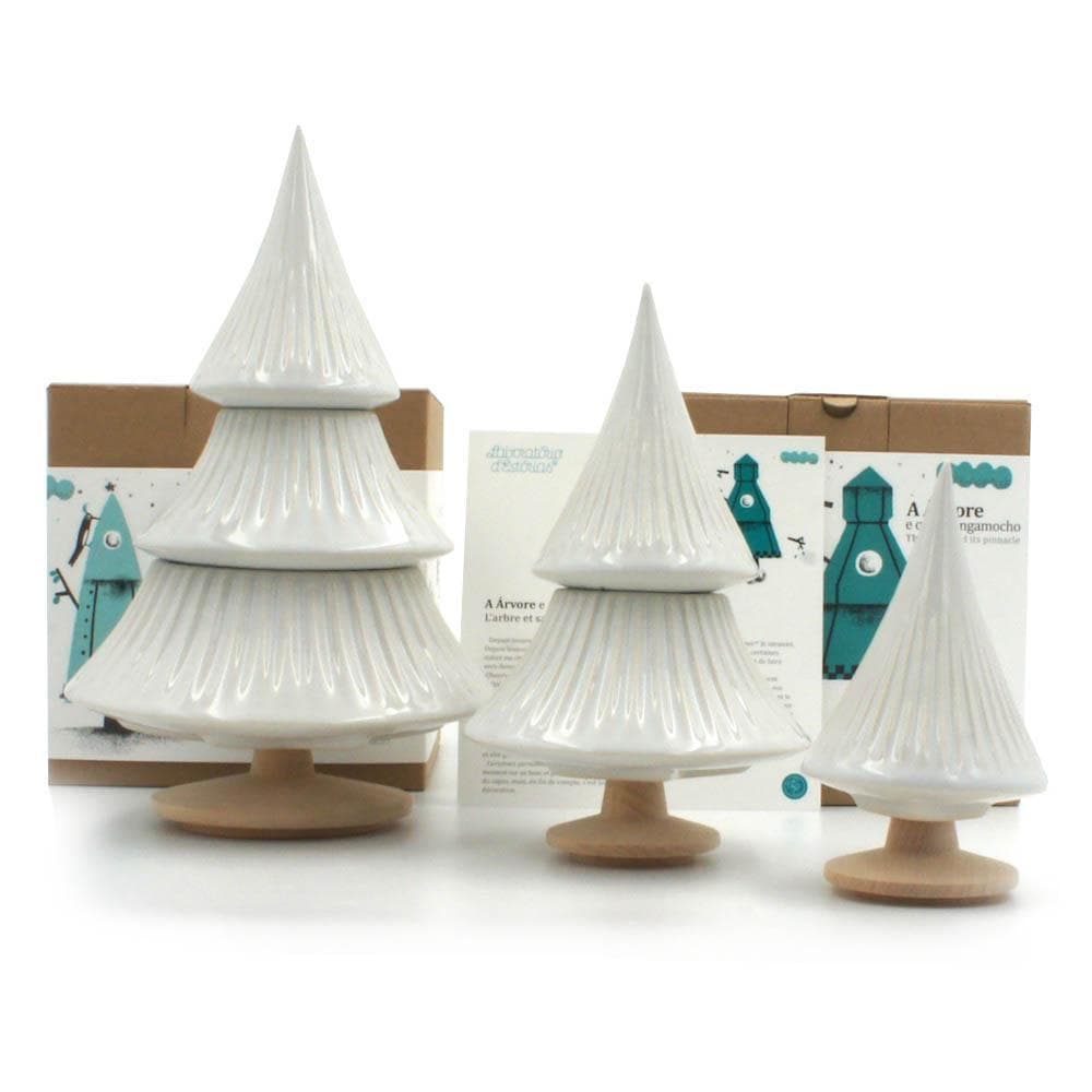 A Árvore e o seu Zingamocho I Stoneware Fir tree - 25 cm