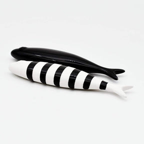 Sardine en céramique portugaise I A rayures I Vente en ligne Sardine en céramique à rayures - 11 couleurs Blanc I Noir