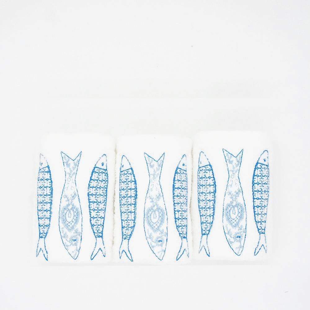 Small embroidered hand towels I Set of 3