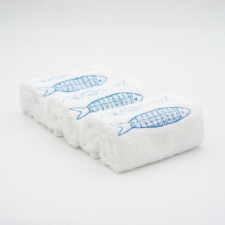 Small embroidered hand towels I Set of 3