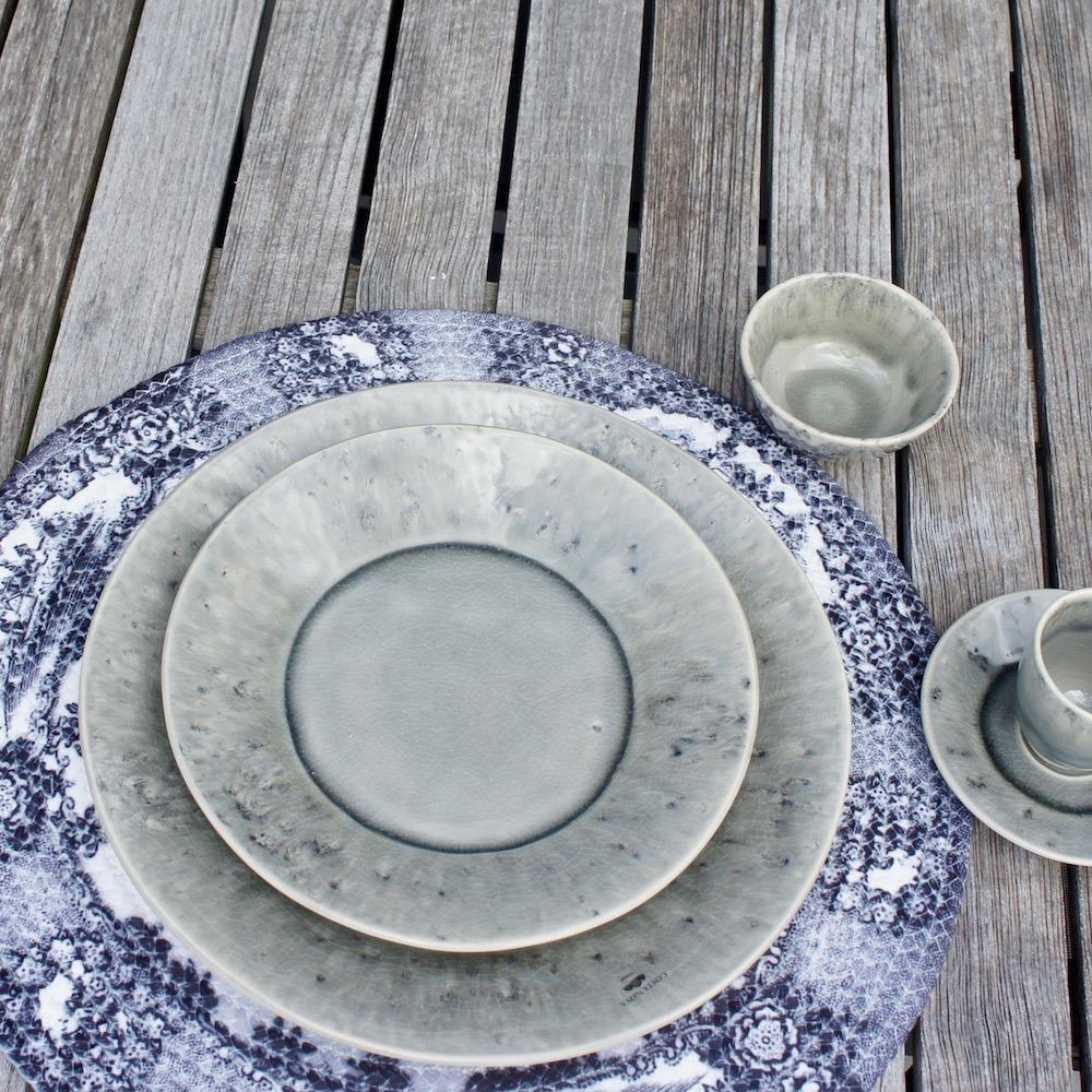 Madeira I Fine Stoneware Tea Cup - Green