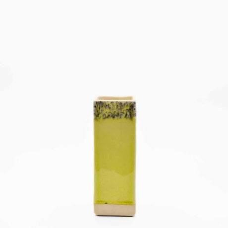 Vase carré en grès vert citron I Objet de décoration du Portugal Vase carré en grès Vert citron "Madeira"